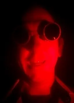 Demonos