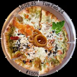 Pizza with chicken drumlet and onion rings