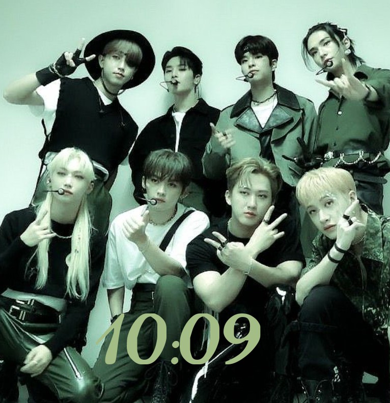 Green dark Stray kids