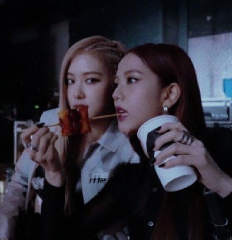 jisoo, rosie