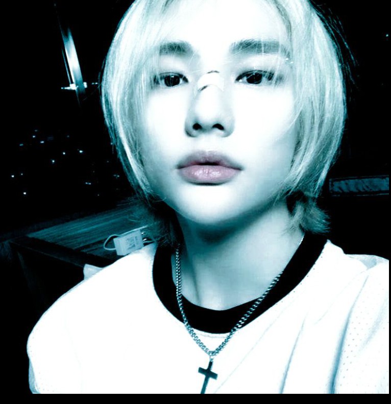 HWANG Copy
