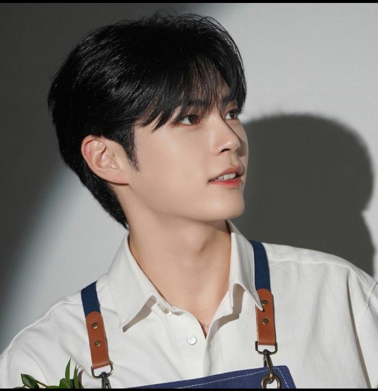 Sung Hanbin