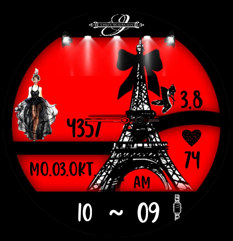 Clock Paris Fashion Week 