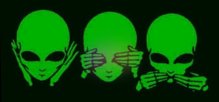 3monkeysaliens