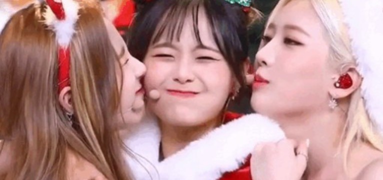 Loona