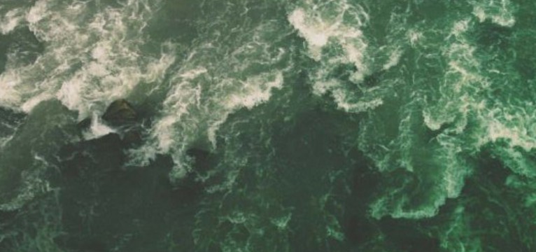 green waves