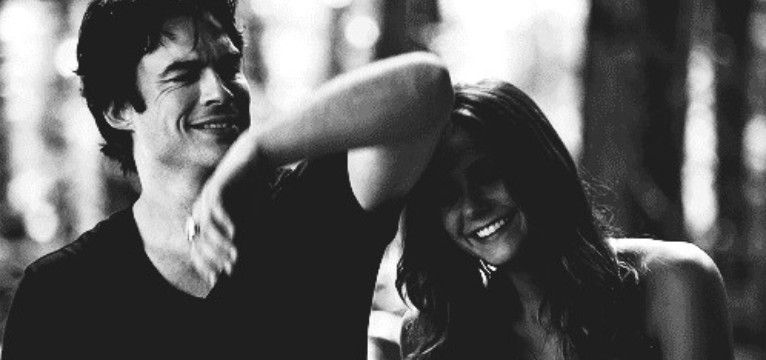 Gif - Damon and Elena TVD
