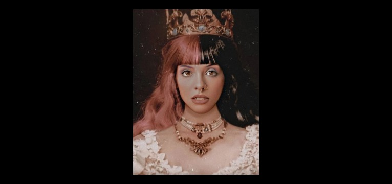 Queen martinez