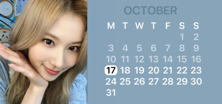 Sana blue themed calendar 