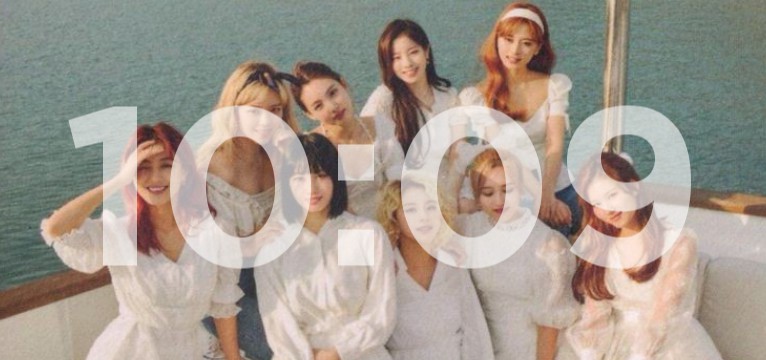 TWICE-Clock