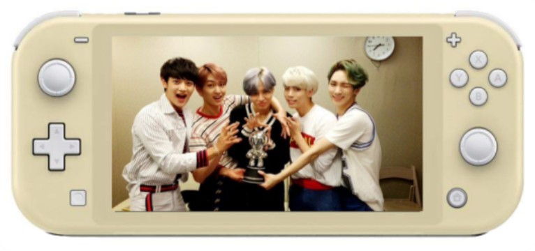 SHINee Beige Nintendo Switch 