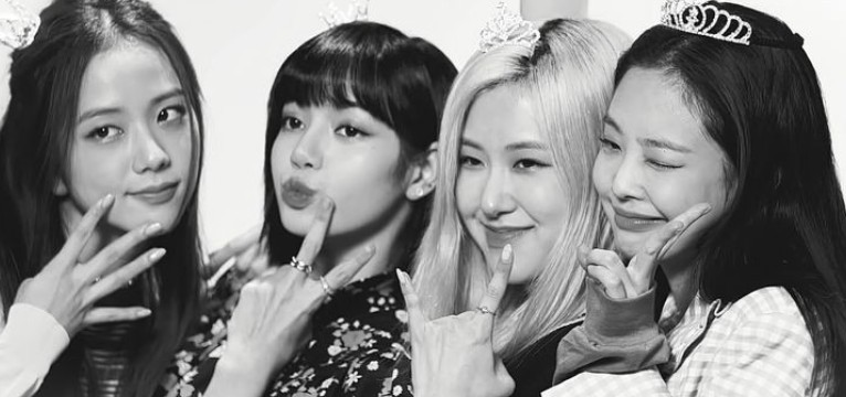 Blackpink- Dark