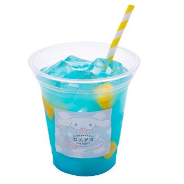 Blue yellow slushie