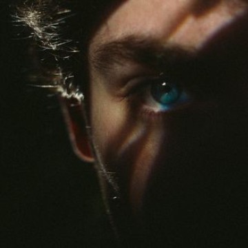 blue eyes