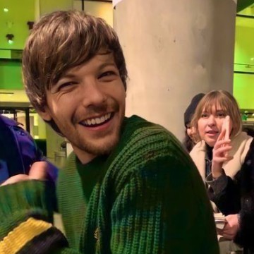 louis tomlinson green 
