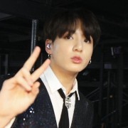 jungkook loml