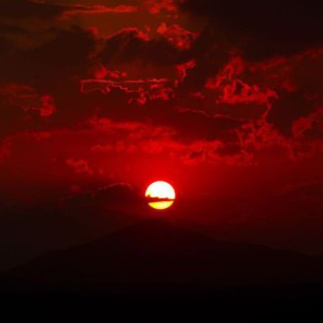 red moon