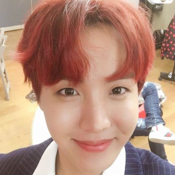 hoseok red hair 