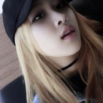 park chaeyoung  