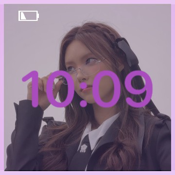 Yunah purple clock illit