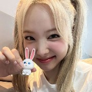 Twice Nayeon widget photo 