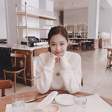 Jennie 