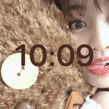 Jihyo Clock 