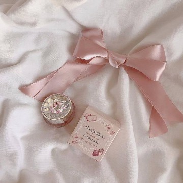 Pink ribbon coquette