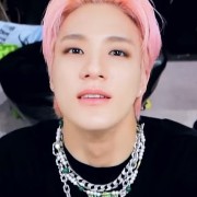 lee jeno