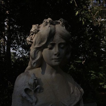 statue 3