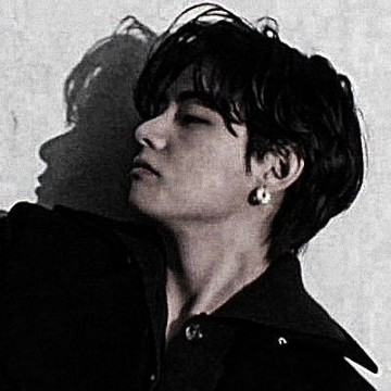BTS - V 