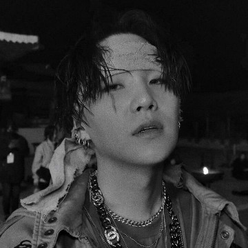Yoongi/ Suga
