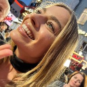 Margot Robbie 