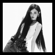 Yuqi MONO concept photo