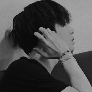 agust d