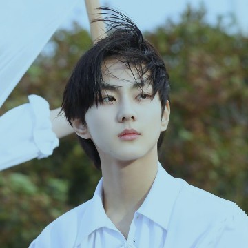 Jungwon blue