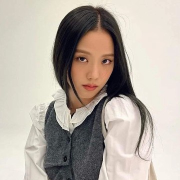  Jisoo white