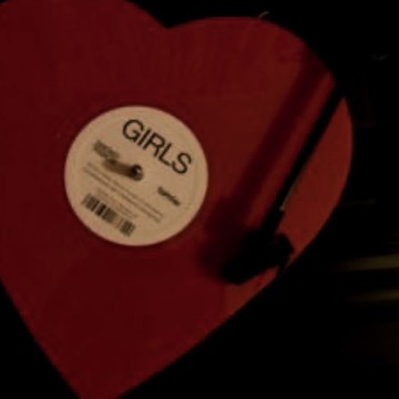 I love girls..