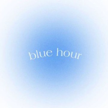 Blue hour aura