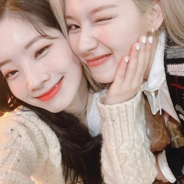 sada/sahyun Copy