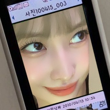 hirai momo