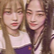 Minji and Haerin