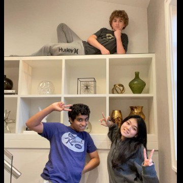 Walker,Momona,Aryan widget