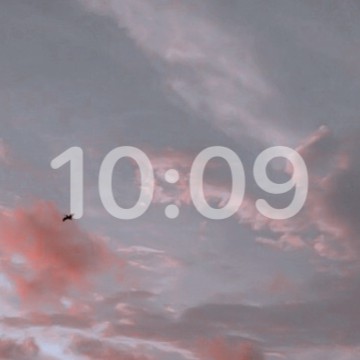 aesthetic hour 