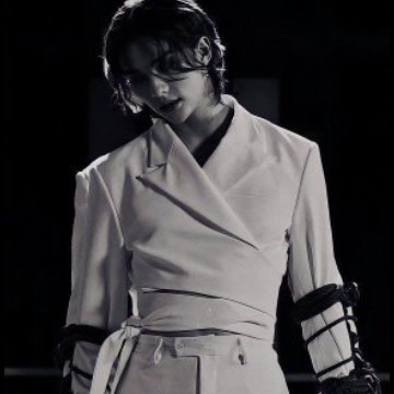 hwang hyunjin