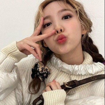 nayeon widget 