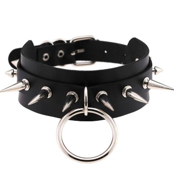 Black white neackle