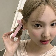 nayeon ,, 