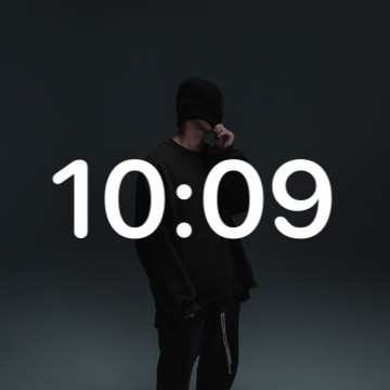 Nf clock