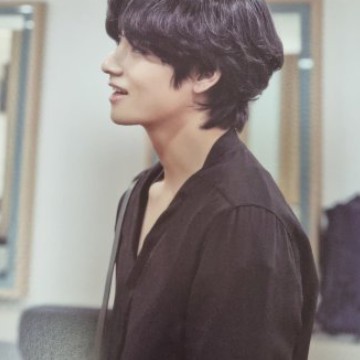 Taehyung/V